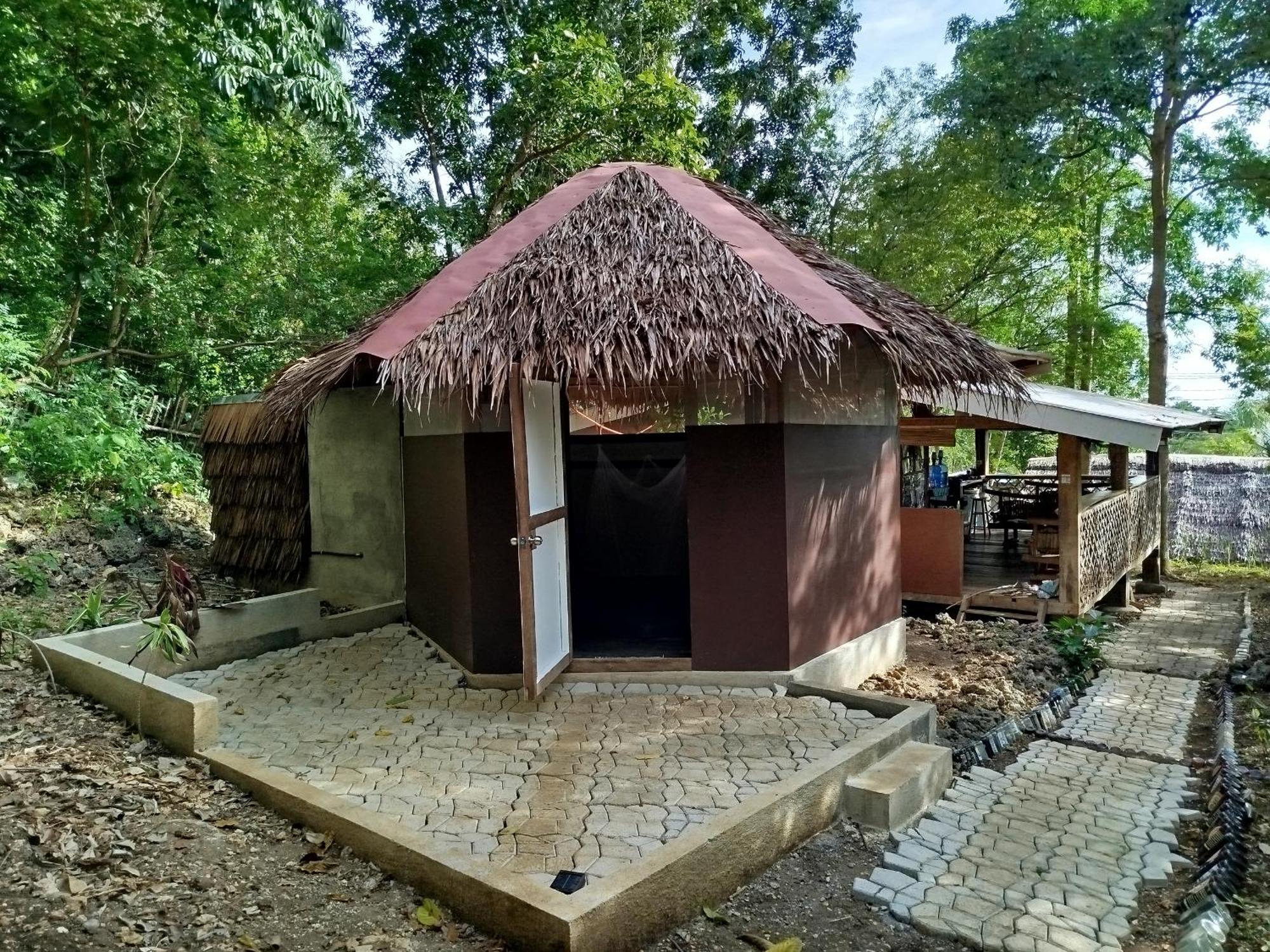 Little Nomads Eco-Guesthouse Siquijor Exterior photo